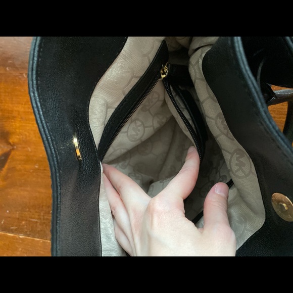 Michael Kora Hamilton LG NS Tote Black - Picture 7 of 7